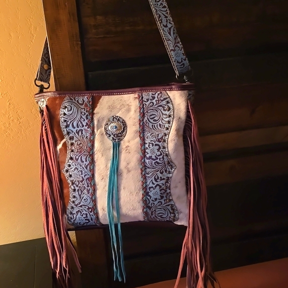 🐮Myra Hair On Bag EUC - Picture 2 of 16